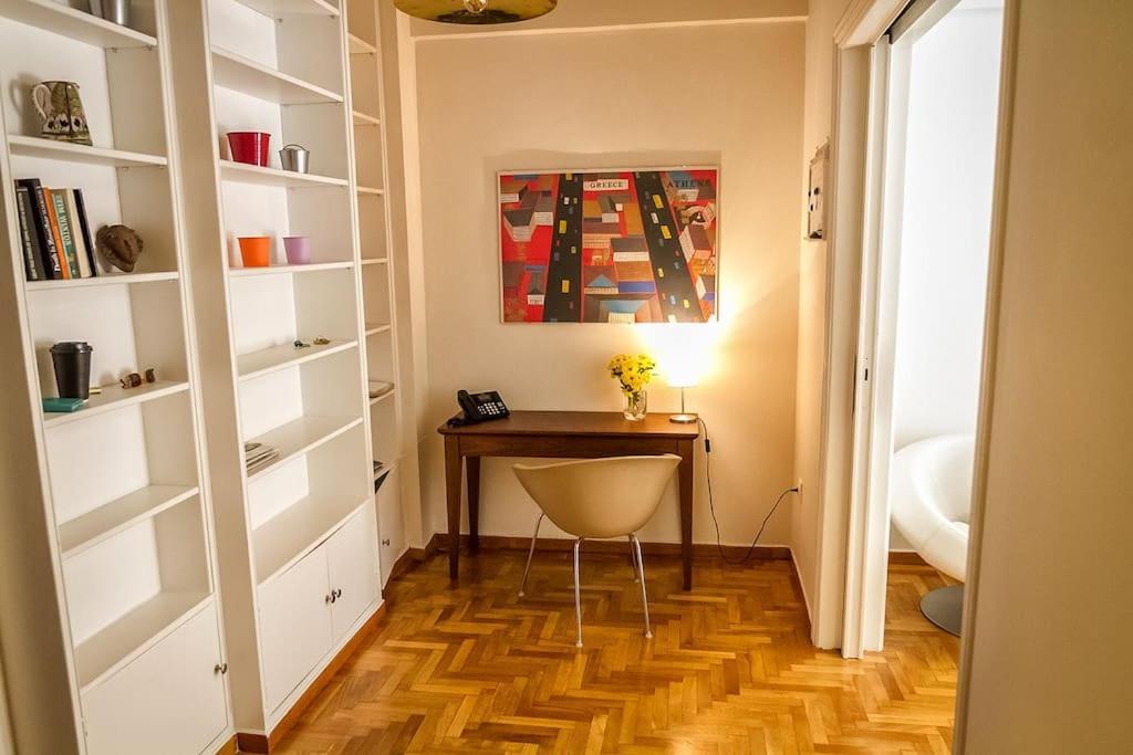 Apartment In The Heart Of The City アテネ エクステリア 写真